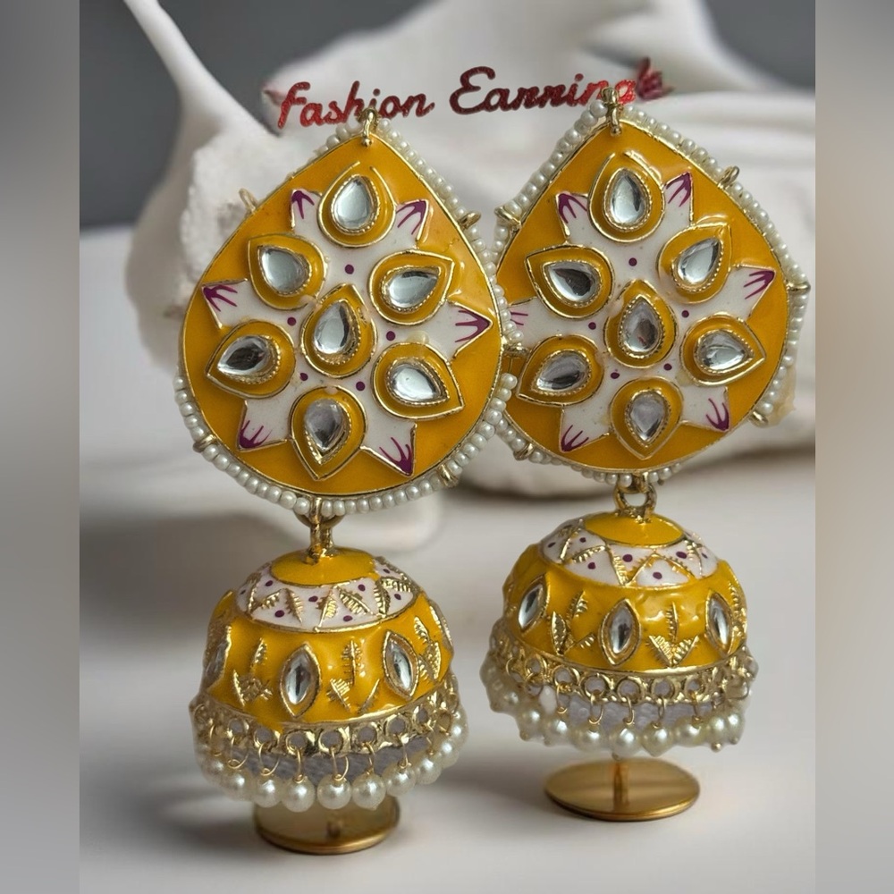 Indian Kundan Traditional Jhumka Earring